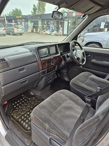 step vagon: Honda Stepwgn: 2000 г., 2 л, Автомат, Газ, Минивэн — 8