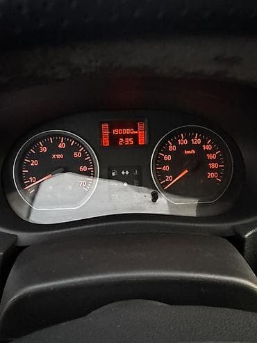 c 220: Nissan Almera: 2018 г., 1.6 л, Механика, Бензин, Седан — 4