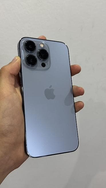 IPhone 13 Pro, Б/у, 256 ГБ, Sierra Blue, Наушники, Зарядное устройство, Защитное стекло, 84 %