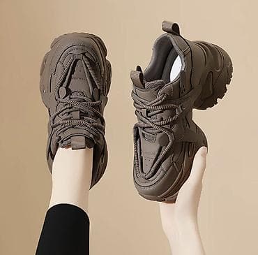 sneakers: Кроссовки женские/унисекс в стиле chunky Одна носка, к сожалению — 1