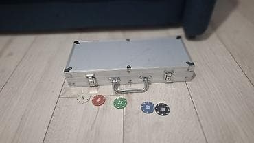 покер кейс: Покерный набор в алюминиевом чемодане. ❎️в комплекте не хватает колоды — 4