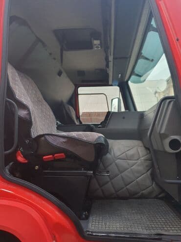 дополнительное освещение на авто: Грузовик, Volvo, Стандарт, Б/у — 9