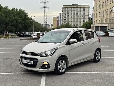 Продажа авто: Chevrolet Spark: 2016 г., 1 л, Автомат, Бензин, Хэтчбэк — 4