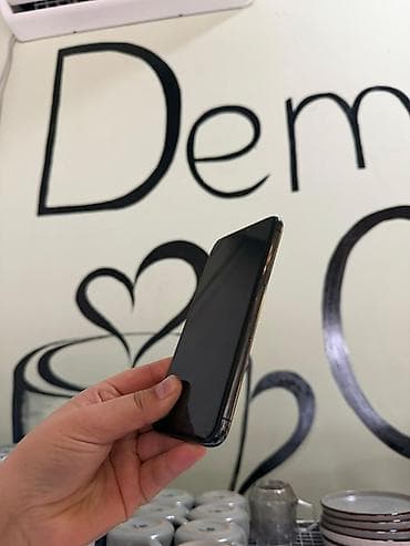 apple watch цена в бишкеке: IPhone 11 Pro, Б/у, 256 ГБ, Space Gray, Чехол, 72 % — 3