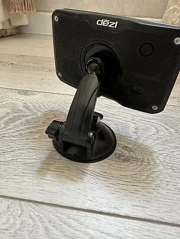 GPS-навигатор Garmin dēzl производство США (серия для легковых — 1