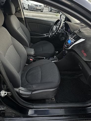 rd 1: Hyundai Solaris: 2013 г., 1.6 л, Автомат, Бензин, Седан — 6