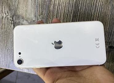 tab a9: IPhone SE (3-поколения), белый, 64 ГБ - Экран Retina HD (True Tone) — 1