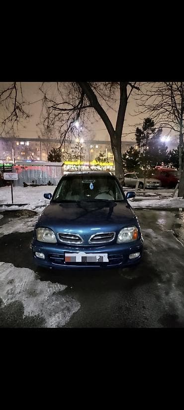Nissan March: 2002 г., 1 л, Ручные, Бензин, Хэтчбэк