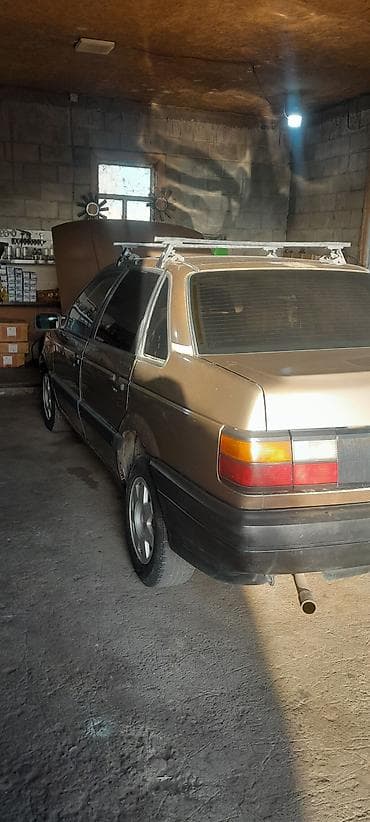 toyota window: Volkswagen Santana: 1989 г., 1.8 л, Ручные, Бензин, Седан — 8