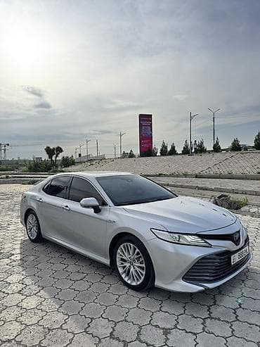 фит богажник: Toyota Camry: 2018 г., 2.5 л, Автомат, Гибрид, Седан — 2