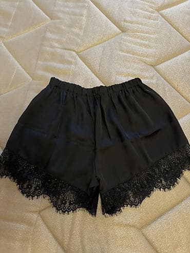 slim patch: Женские шорты из атласной ткани с кружевной отделкой - Цвет: черный - — 2