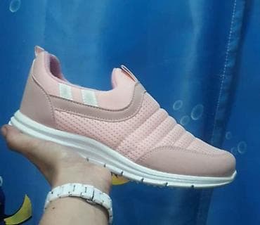 nike react: Кроссовки-слипоны женские, розовые - Легкая модель без шнуровки — 1