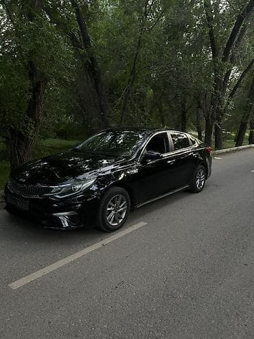 Продажа авто: Kia K5: 2018 г., Автомат, Газ, Седан — 2
