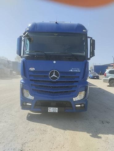 honda step spada: Тягач, Mercedes-Benz, 2013 г., Тентованный — 10