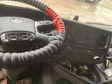 m5 e60: Тягач, Scania, 2018 г., Тентованный — 4