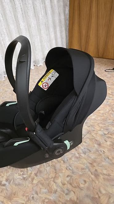 детские уги: Автокресло, цвет - Черный, Б/у — 4
