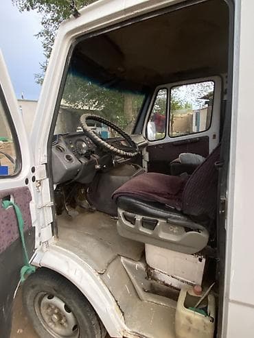 мтз шины: Грузовик, Mercedes-Benz, Дубль, 3 т, Б/у — 4