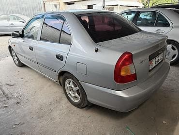 нундай аксент: Hyundai Accent: 2004 г., 1.5 л, Механика, Бензин, Седан — 3