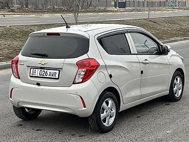 авто шевралет: Chevrolet Spark: 2019 г., 1 л, Автомат, Бензин, Хэтчбэк — 2