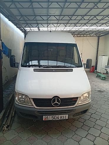 Легкий грузовик, Mercedes-Benz