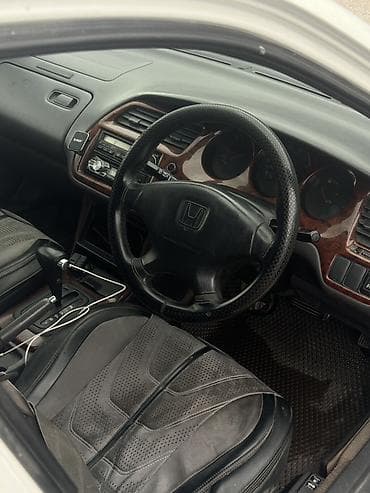 Унаа: Honda Accord: 1999 г., 2 л, Автомат, Бензин, Седан — 5