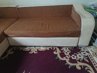 Дивандар: Бурчу бар диван, Жастыктар менен — 2