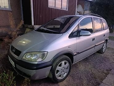 jak авто: Opel Zafira: 2001 г., Механика, Универсал — 4