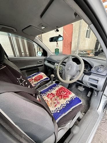 Mazda Demio: 2004 г., Хэтчбэк — 5