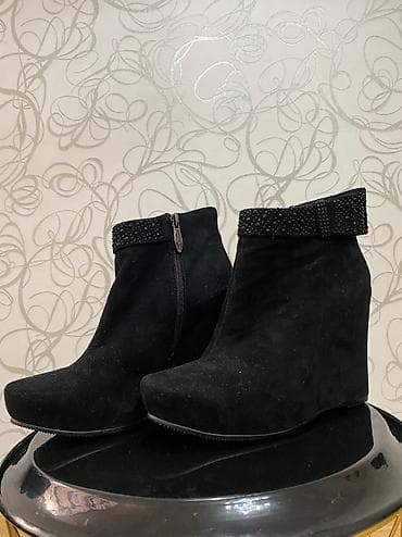 Ботинки, 39, Maria Moro, Новый, цвет - Черный, Самовывоз, Платная доставка