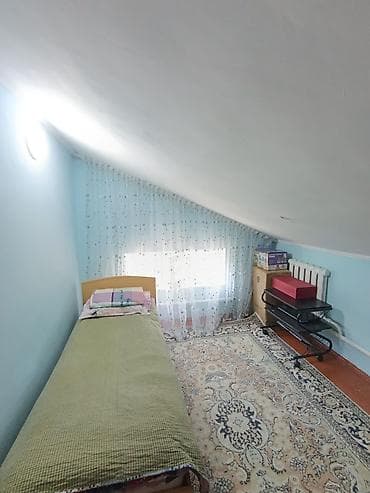 Продажа домов: Срочно продаю!!! Дом в ж/м Кок Джар, Молдокулова/Ахунбаева, можно под — 8