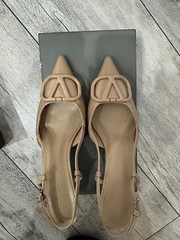 Бежевые женские туфли-слінги BanLi, модель летней коллекции Только