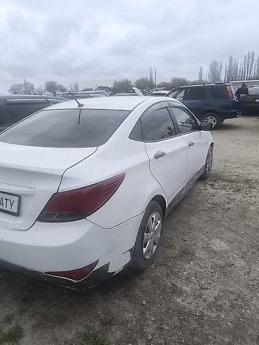 audi s8: Hyundai Solaris: 2014 г., 1.4 л, Автомат, Бензин, Седан — 2