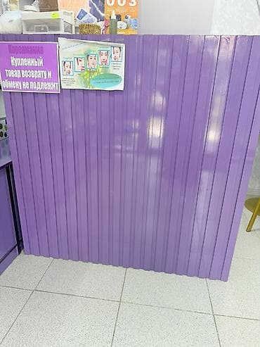 Срочно продаю полку с подсветкой ✨ От потолка до пола — стильное и at lalafo.kg Срочно продаю полку с подсветкой ✨ От потолка до пола — стильное и