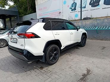 Toyota RAV4: 2019 г., 2.5 л, Вариатор, Гибрид, Кроссовер — 7