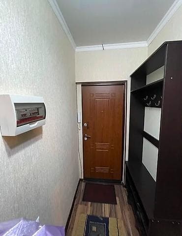 70: 1 комната, 43 м², 5 мкр Элитка, 5 этаж, Косметический ремонт — 3