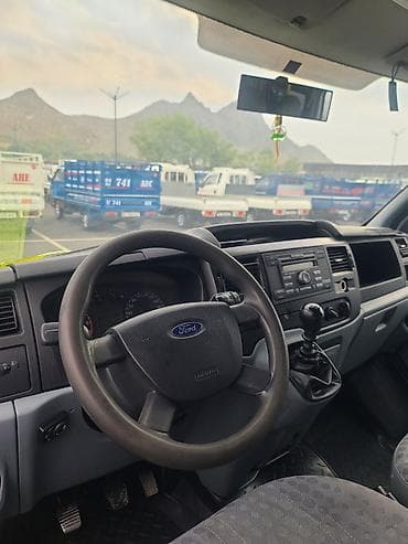 аренда минвен: Пассажирский микроавтобус Ford Transit (длинная база, высокий крыша) — 4