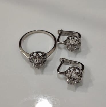 свадебные платья от производителя: Серебро 925 пробы Размеры имеются Цена 2600 сом Для заказа — 3