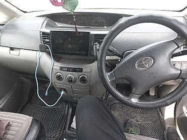 фары тайота виш: Toyota Voxy: 2004 г., 2 л, Автомат, Бензин, Минивэн — 4