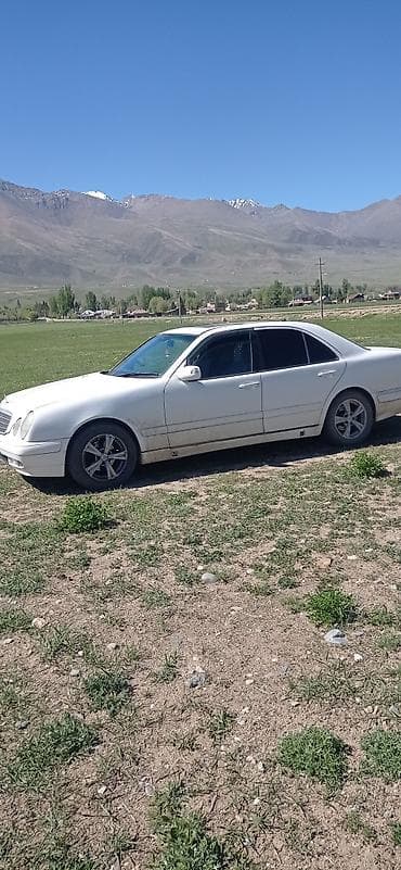 гур е39: Mercedes-Benz E-Class: 2001 г., 2.2 л, Кол менен иштөөчү, Дизель, Седан — 2