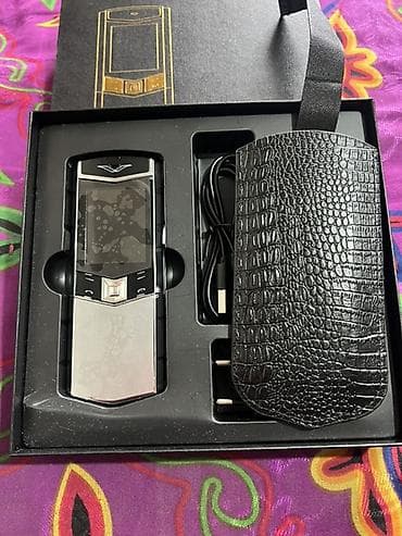 Vertu Aster, Новый, цвет - Серебристый, 2 SIM