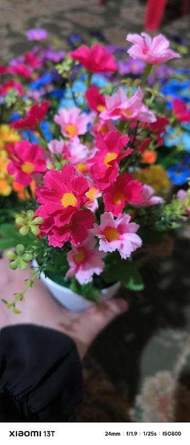 цветы фиалки купить: Искусственный букет в кашпо - Композиция из декоративных цветов с — 9