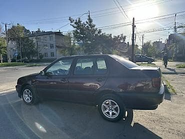 bwb 34: Volkswagen Vento: 1993 г., 1.8 л, Ручные, Бензин, Седан — 4