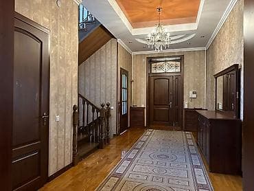 Цена договорная. Продается двухуровневый дом + цокольный этаж. Ж\ м