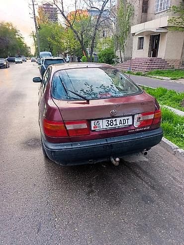 машина под выкуп: Toyota Carina E: 1997 г., Механика, Бензин, Седан — 2