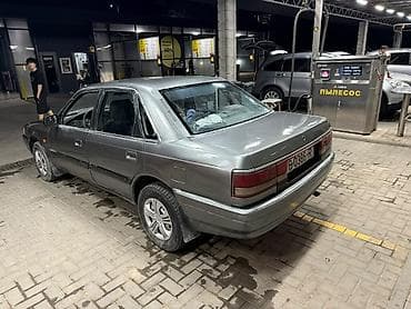 моно на гольф: Mazda 626: 1988 г., 2 л, Механика, Бензин, Седан — 7