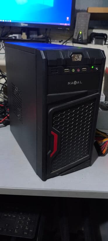 Компьютер, ядер - 2, ОЗУ 8 ГБ, Для несложных задач, Б/у, Intel Core i3, HDD + SSD