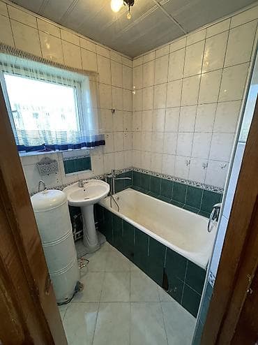 Продажа квартир: 2 комнаты, 65 м², 3 этаж, Старый ремонт — 5
