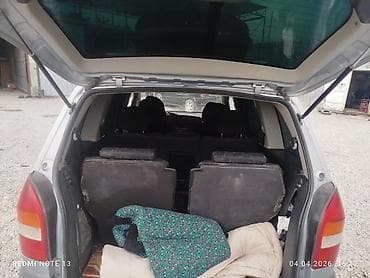Opel Zafira: 2001 г., 2.2 л, Механика, Бензин, Минивэн