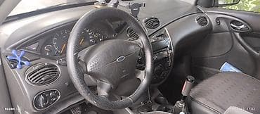 volkswagen crafter: Ford Focus: 2004 г., 1.8 л, Механика, Бензин, Седан — 6