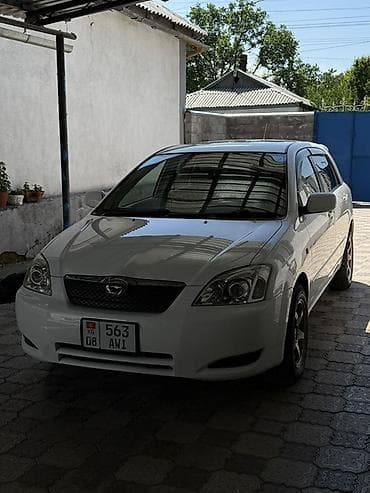 2 8: Toyota Allex: 2003 г., Бензин — 1